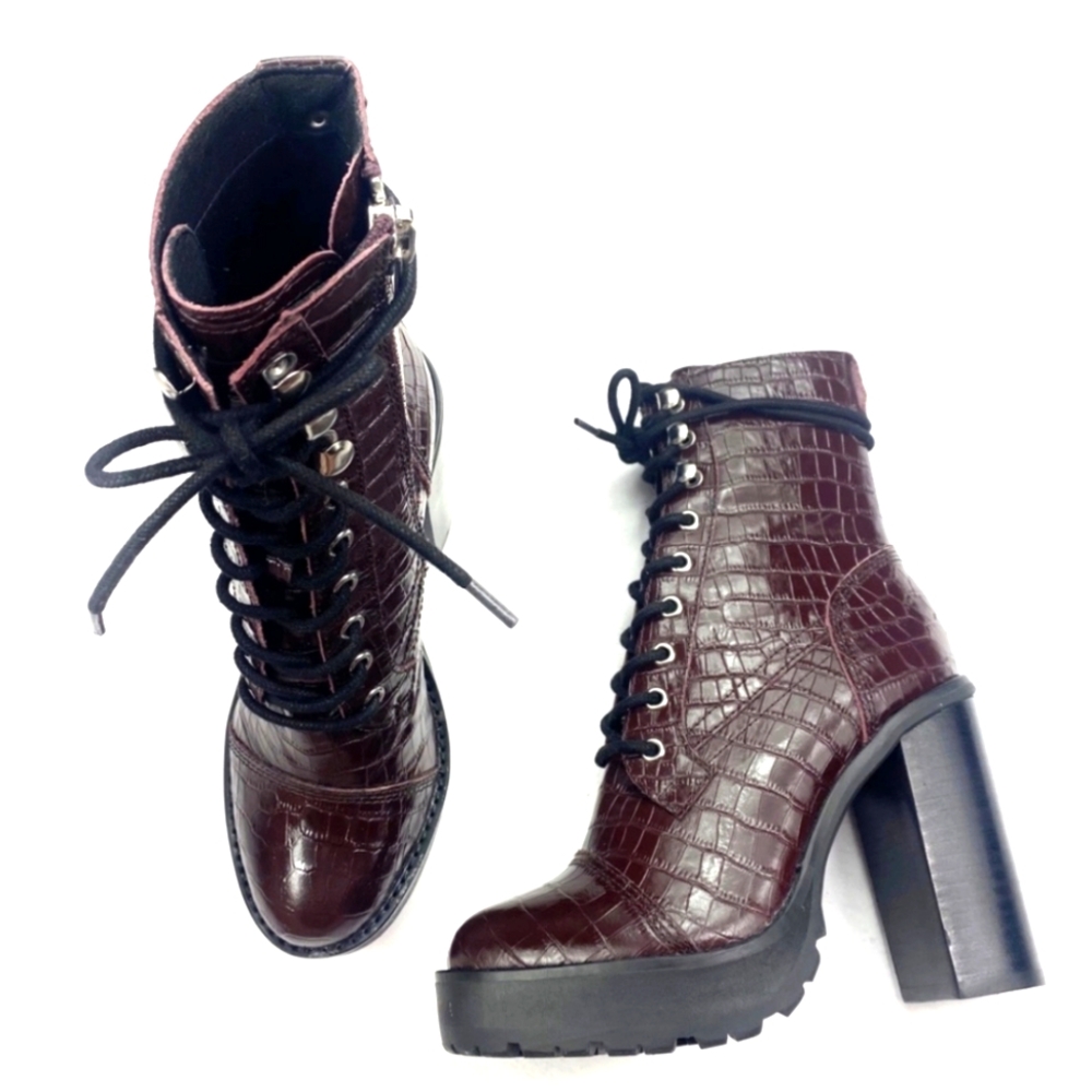 Steve Madden Winnie Harlow x Lisa Love Lug Combat Boots in Burgundy Black 6.5